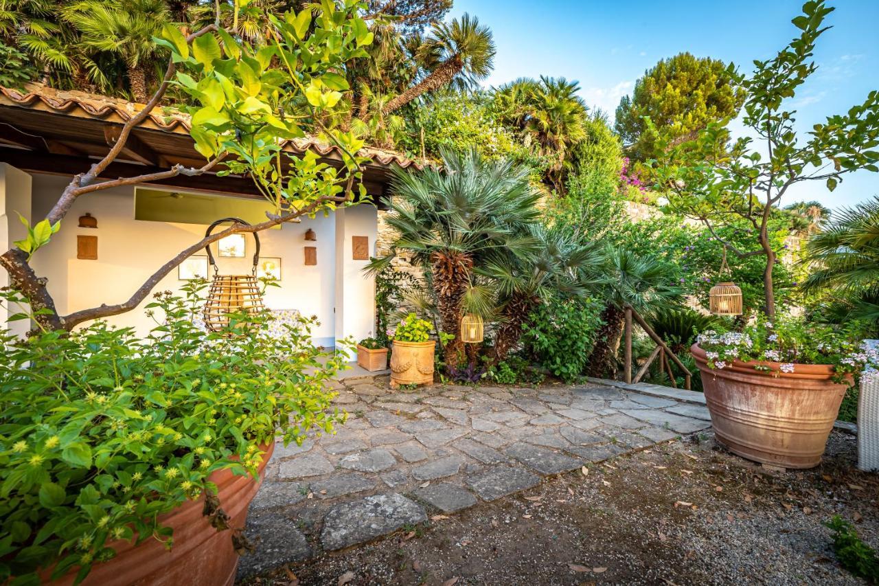 Hotel Palazzo Belmonte à Santa Maria di Castellabate Extérieur photo